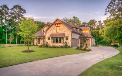 WHY DO YOU NEED TO CLEAN YOUR GUTTERS?